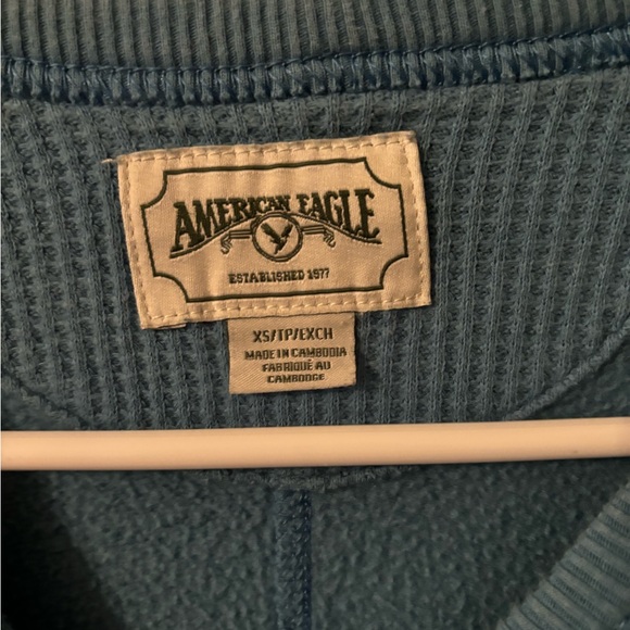 American Eagle Oversized Crewneck - Picture 3 of 3